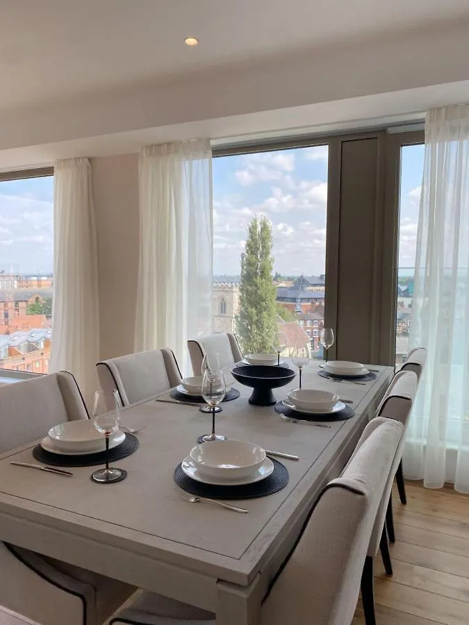 The Seventh Storey Penthouse York 0*,  Birleşik Krallık