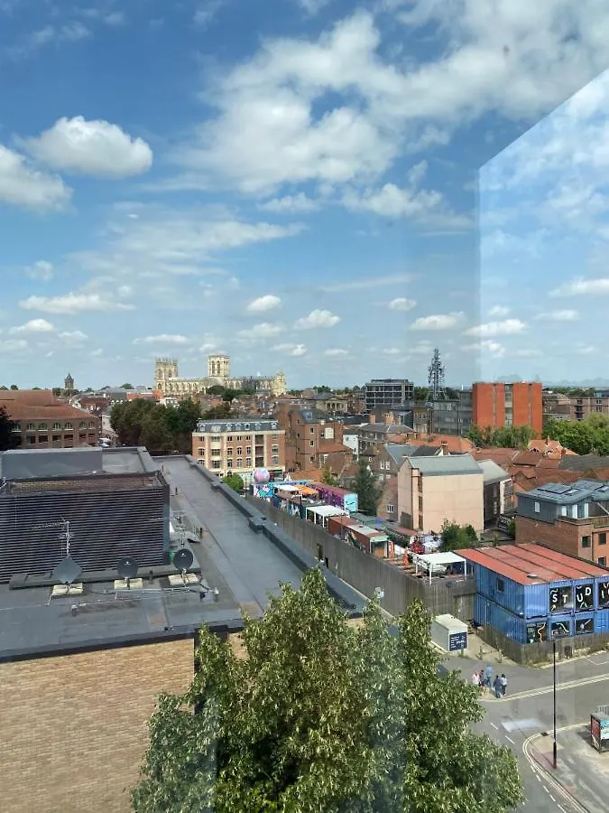 The Seventh Storey Penthouse York Apartamento